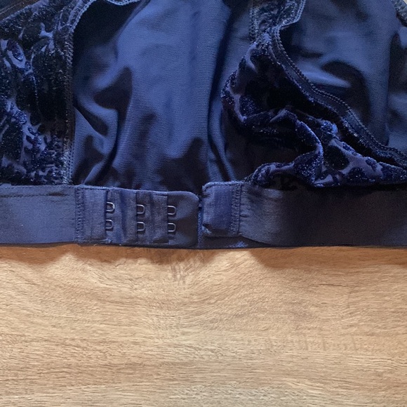 Aerie high neck bralette - Picture 8 of 8